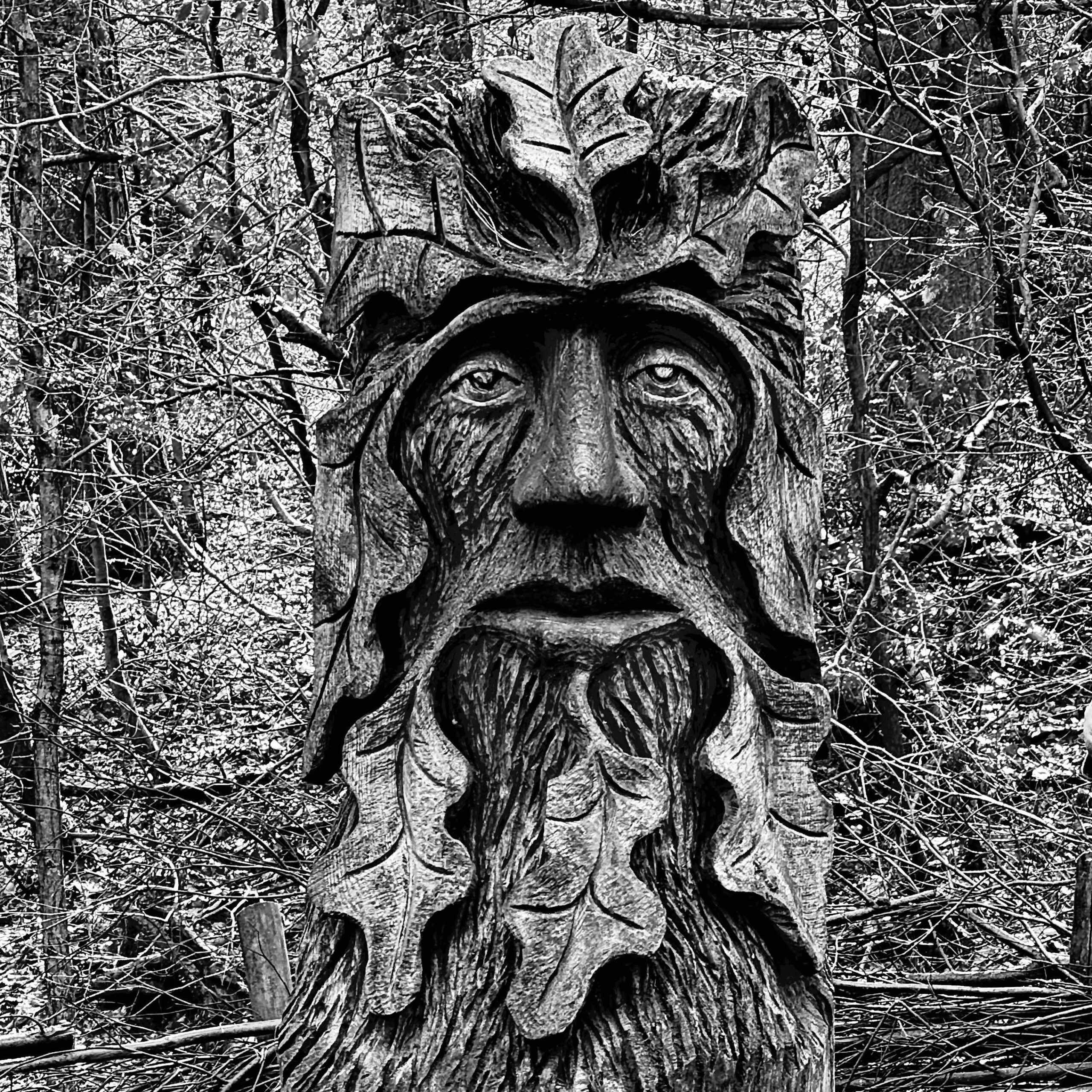 Dead behind the eyes#wood #face #shotoniphone #blackandwhite #tree #carvings #iphoneography #smlp